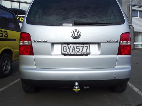 VOLKSWAGEN TOURAN STATIONWAGON 2003-2015